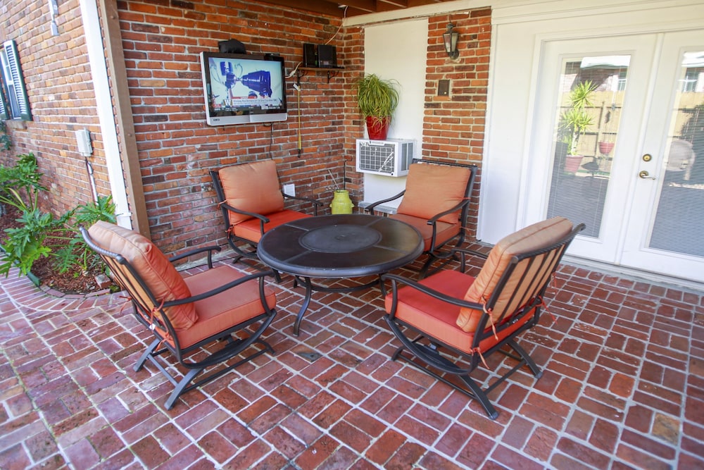 Lovely 3 BR home only 15mins from downtown NOLA / Permit #21-RSTR-19923 by RedAwning - Image 3