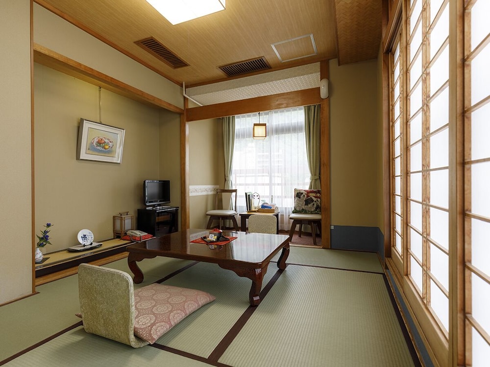 Kinugawa Kokusai Hotel