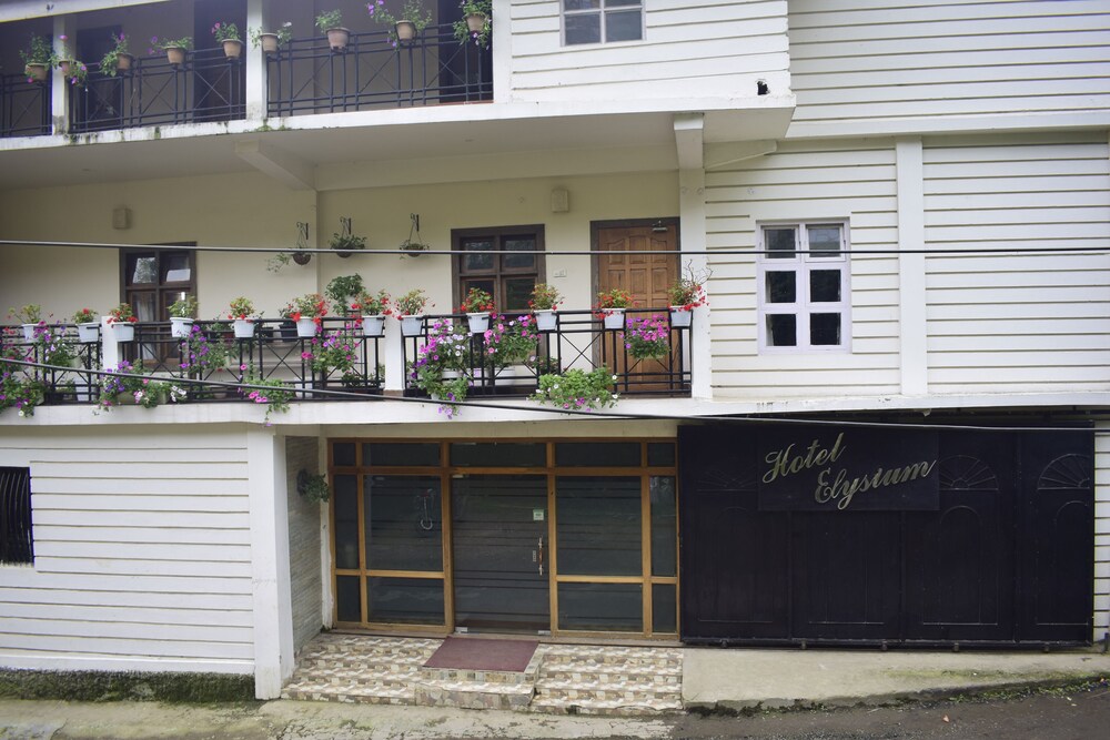 Hotel Elysium