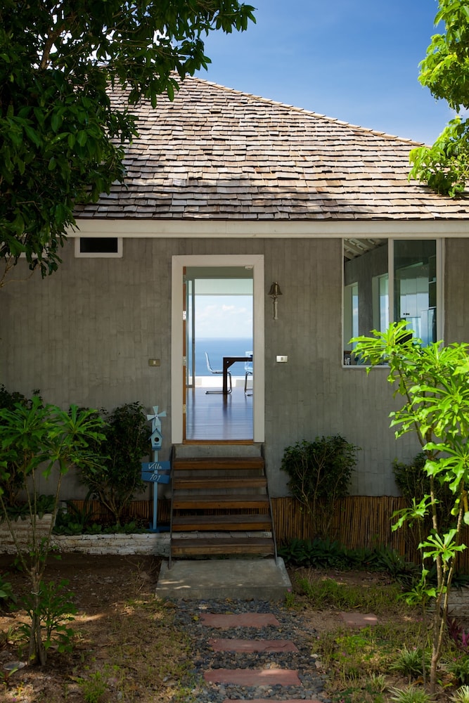 Naroua Villas