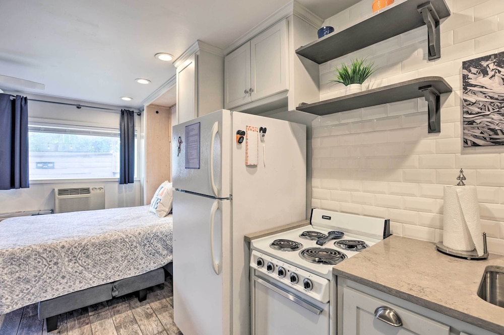 Auburn Vacations - Welcoming Auburn Studio - 1 Block to Campus! - Property Image 24