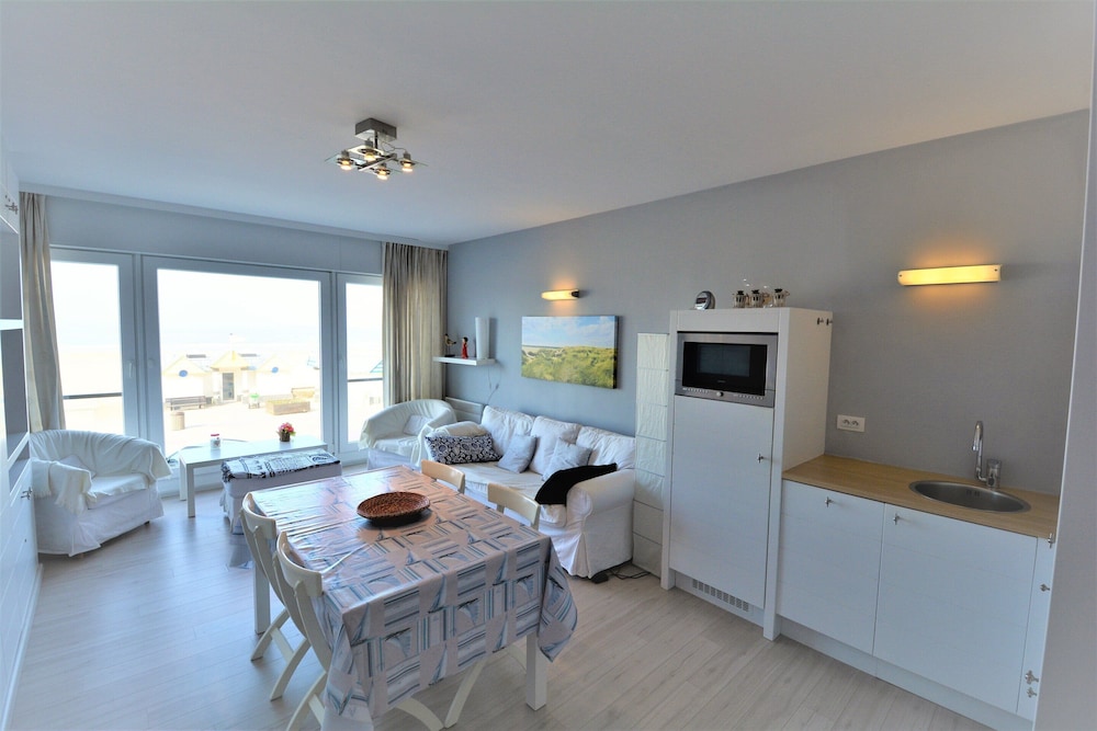 Studio in Duinbergen by the Sailing Club