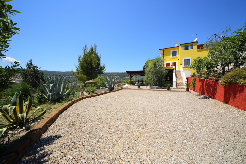 Borgo del Nespolo