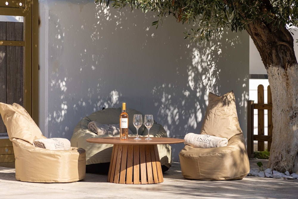 Eneos Boutique Residence - Koroni Garden Gem