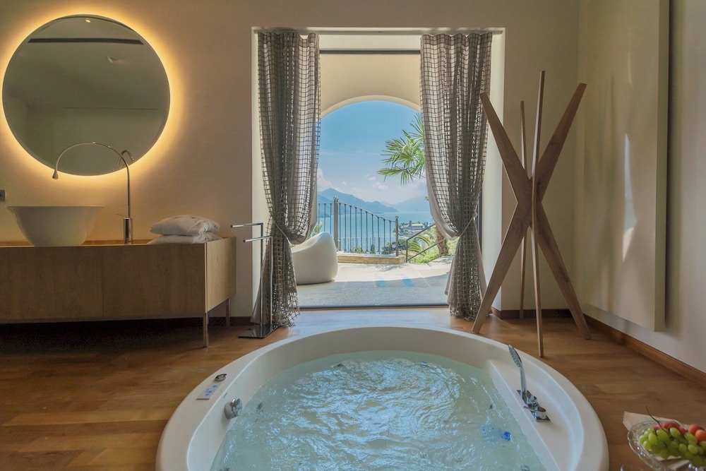 Villa Donatella - Private SPA e Infinity Pool by Rent all Como