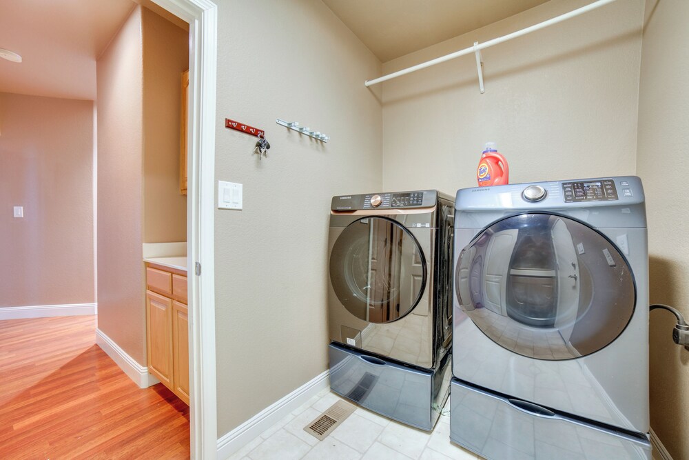 Ski Getaway w/ Hot Tub: Reno Home By Attractions
