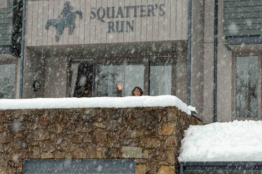 Squatter's Run Apartments