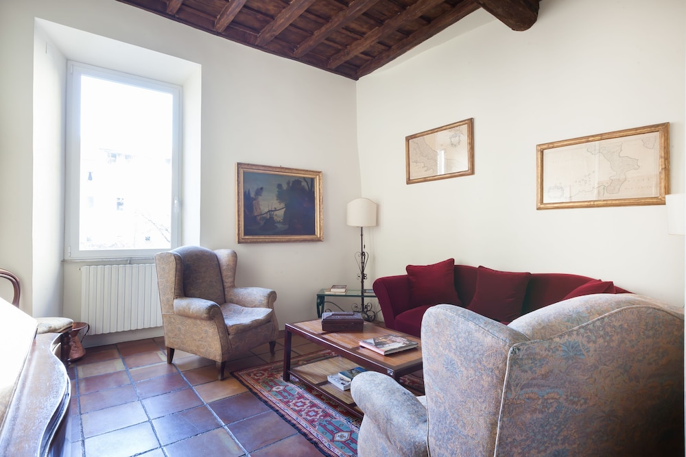 Habitat's Campo di Fiori Apartments