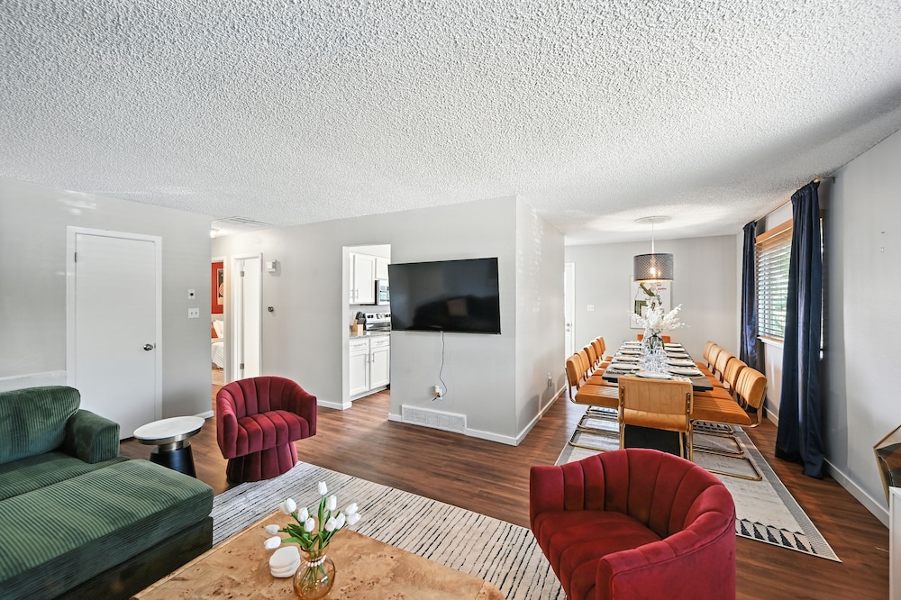 Family-friendly Arvada Getaway With Games Galore 4 Bedroom Home