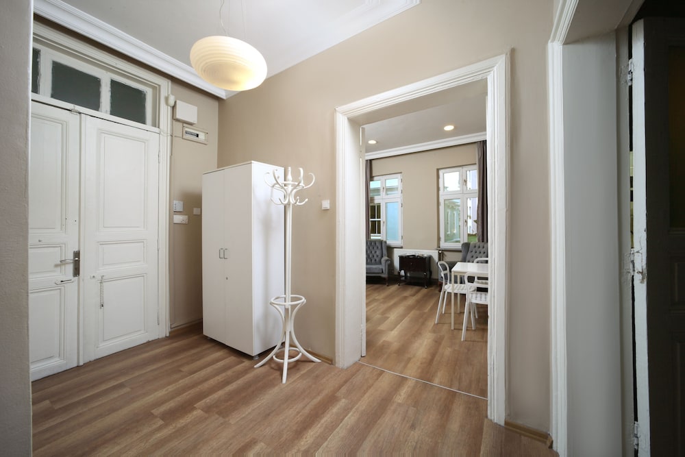 Meroddi Galata Daireleri - Image 13