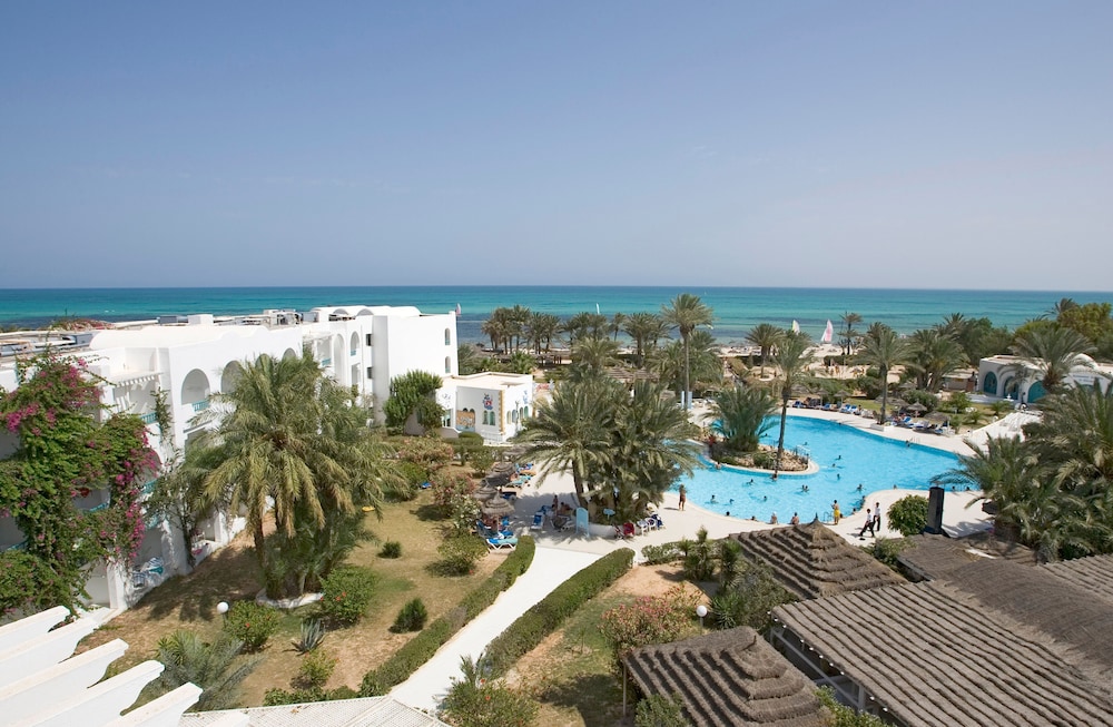 Aghir Vacations - Golf Beach  Thalasso -Family  Couples - Property Image 1