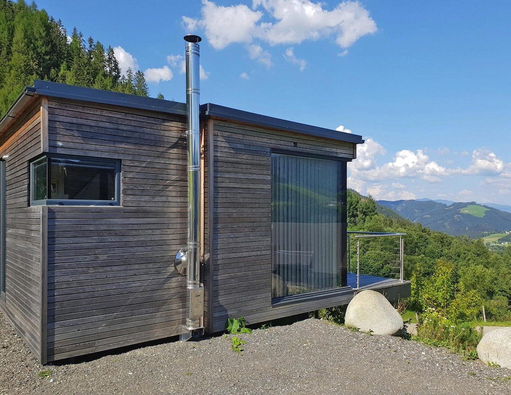 Loft in Gaal Near Ski Slope & Hiking Trails