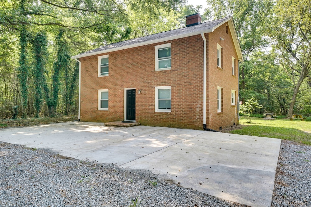 Pet-friendly Greensboro Home on 50 Private Acres view 4
