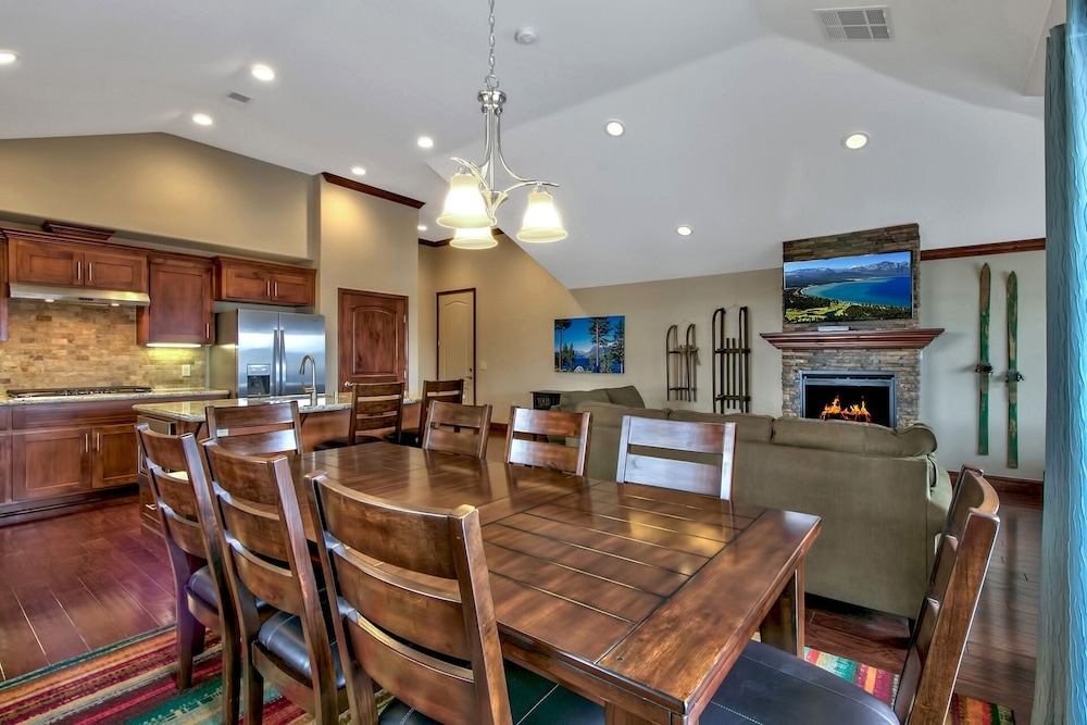 Conifer Chalet 3 Bedroom Condo