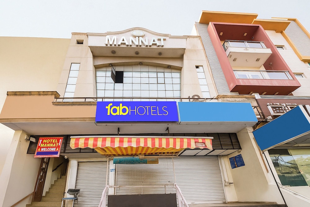 Fabhotel Mannat Paschim Vihar
