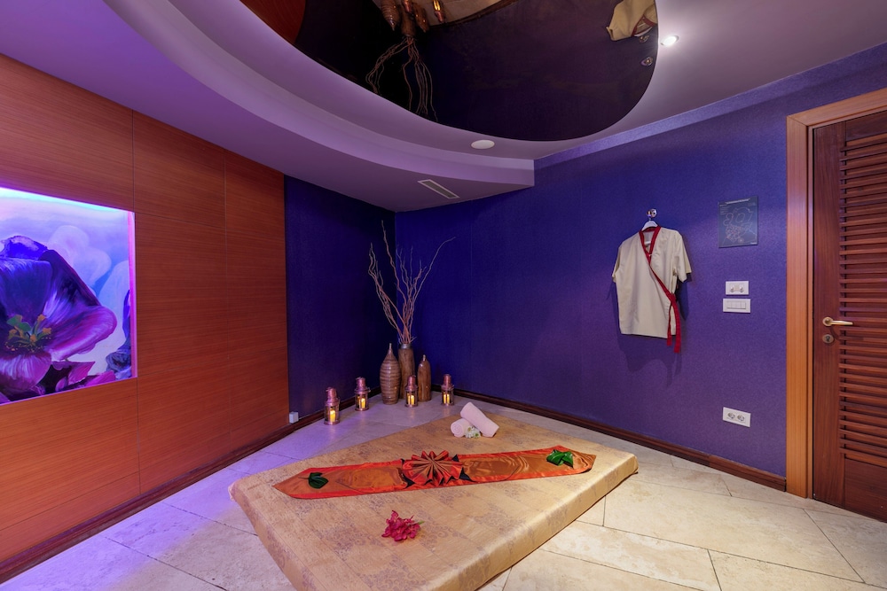InterContinental Istanbul by IHG - Image 189