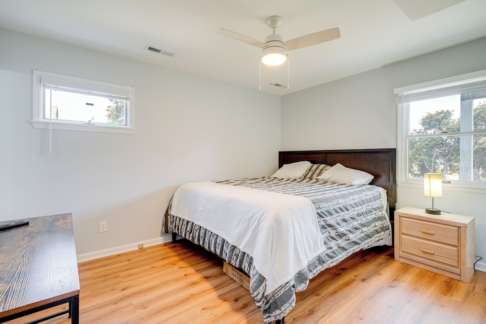 Steps to Beach: Centrally Located OBX Home!