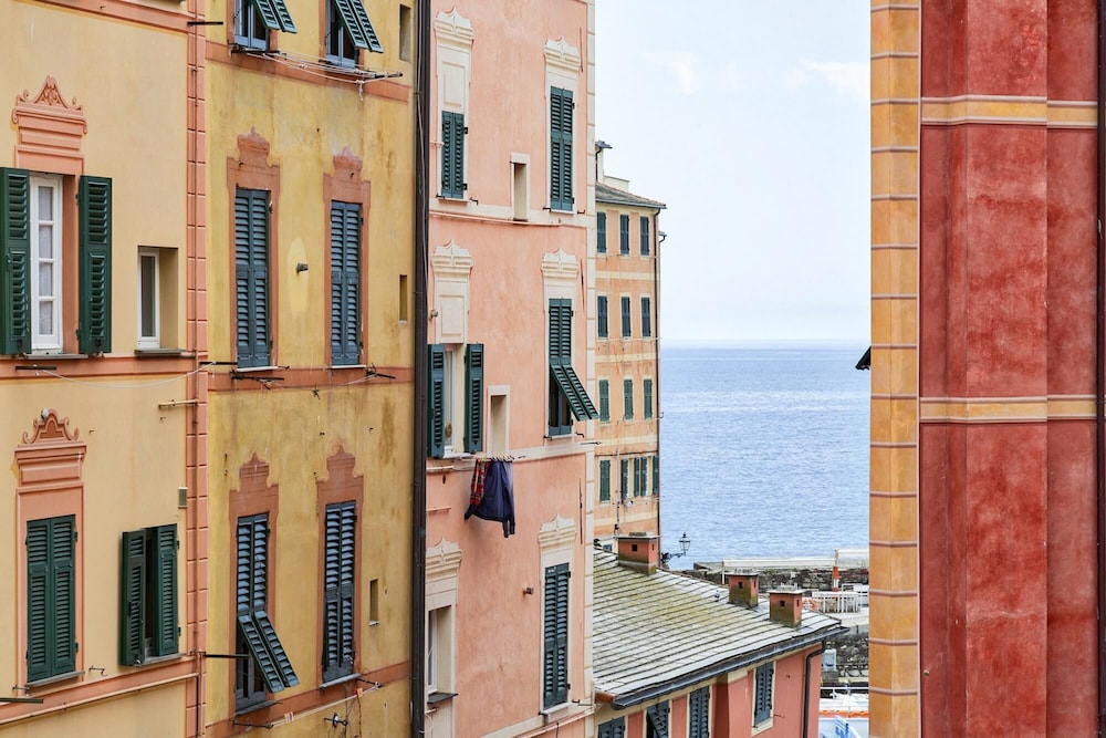 Modern Holiday Home in Camogli by Wonderful Italy photo 3