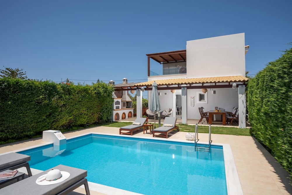Villa Elena Beach - With Private Heated Pool view 3
