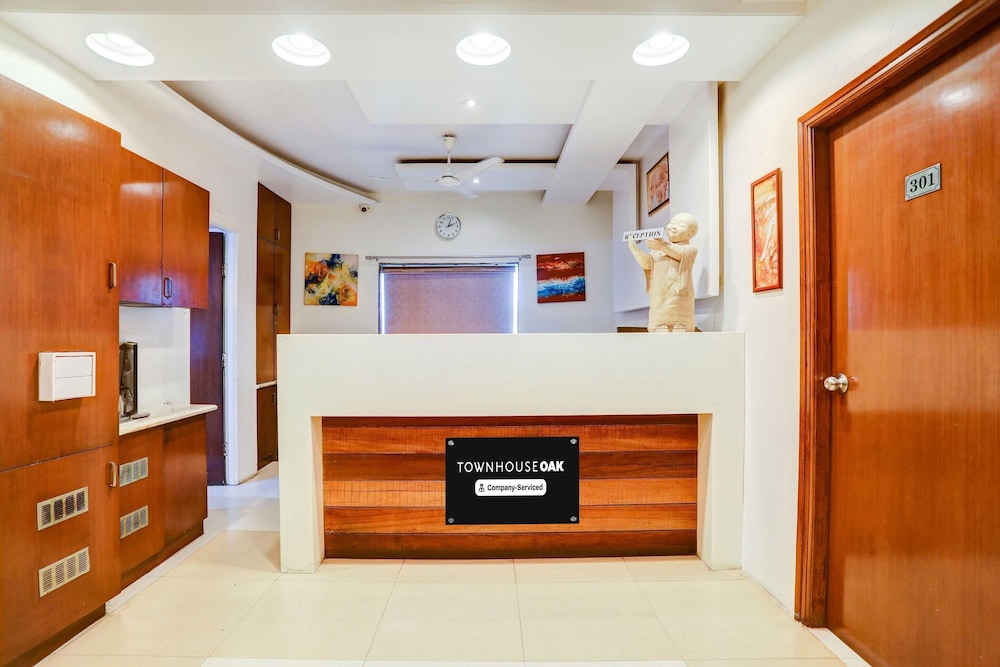 Blissful Stays at Ramdaspeth Downtown