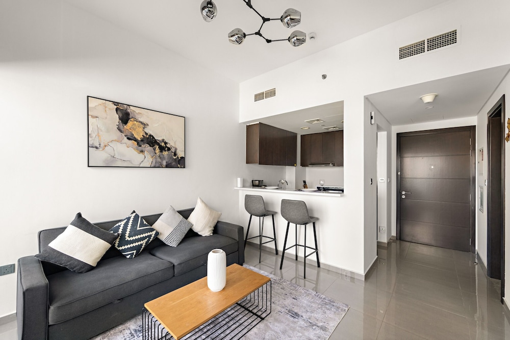 Merano - 805 1BD in Dubai
