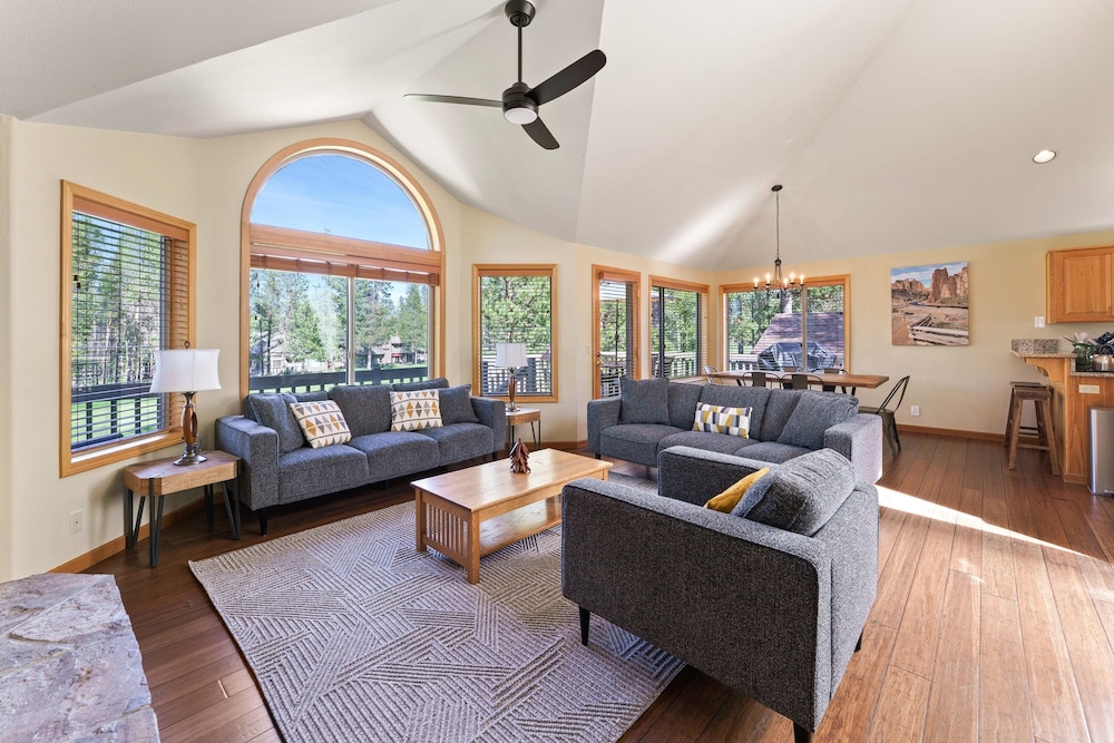 7 Vine Maple 4 Bedroom Home