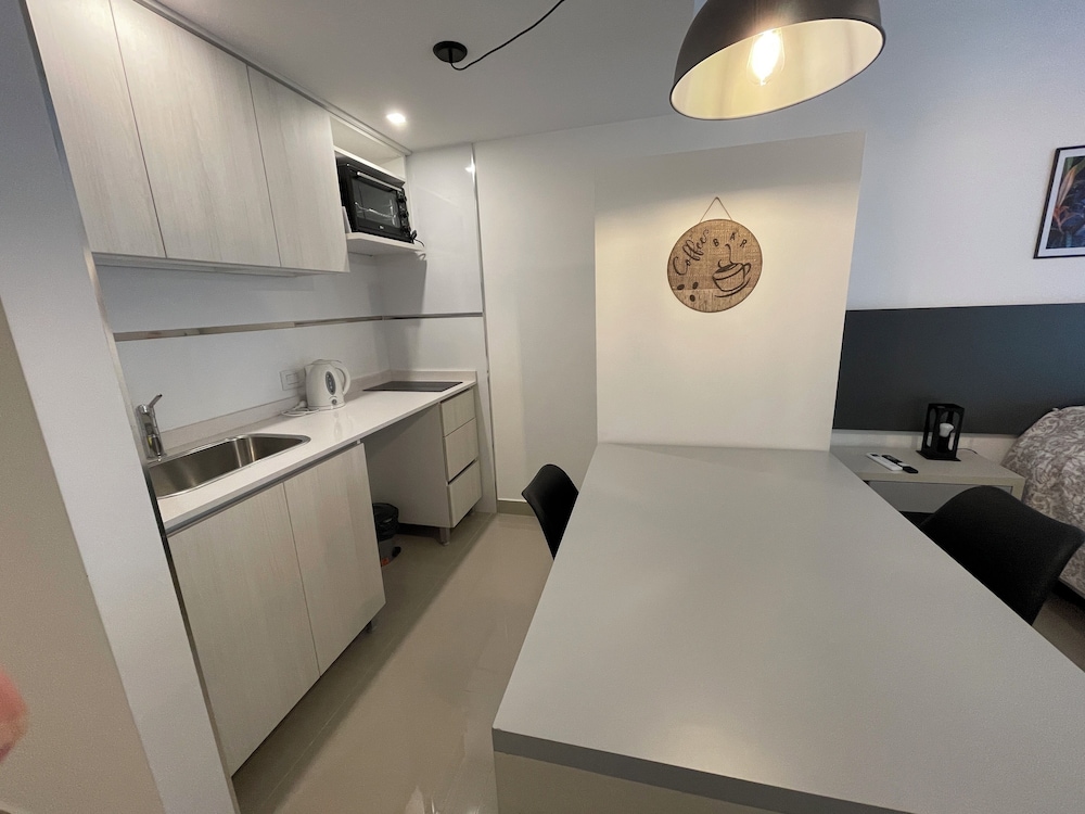 Ayres Suites Moreno