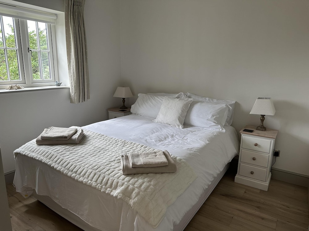 Lodge/ Kingbed/ Privg/ Petsok/ Freep/ Wifi view 3