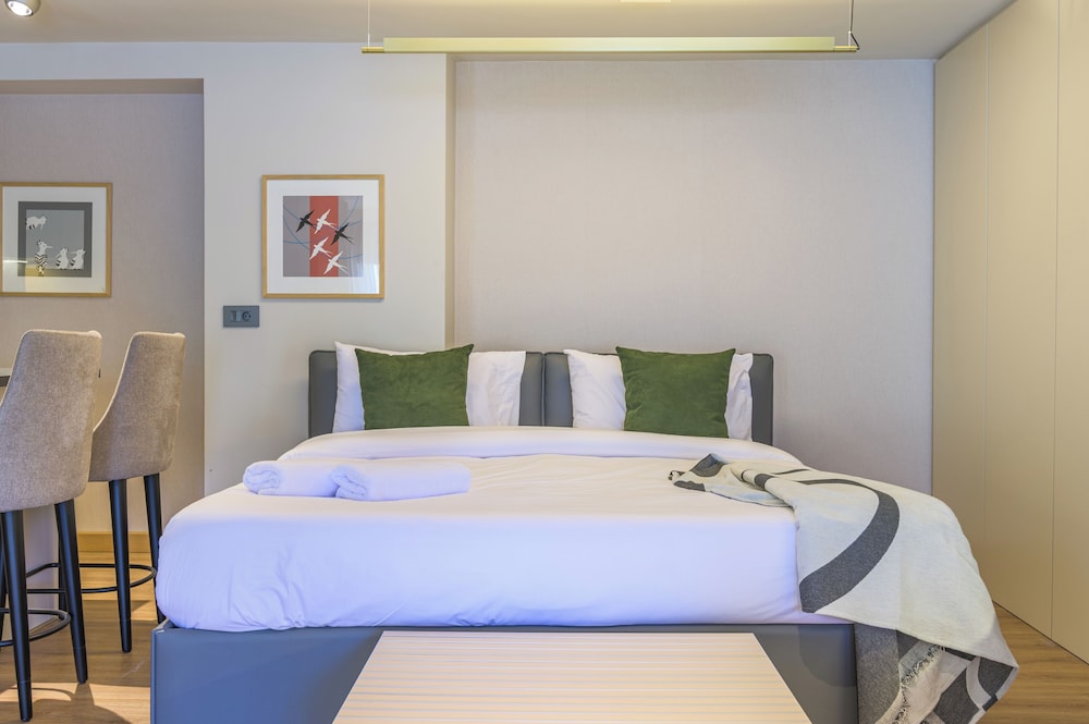 CityZen - Boutique Studios in Achrafieh