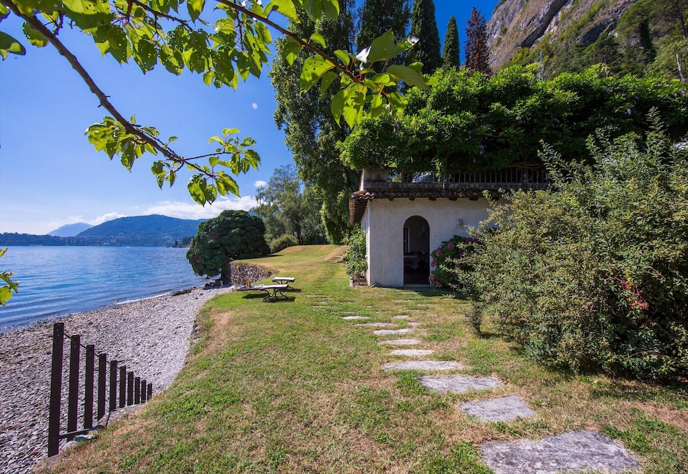 Menaggio Spiaggia