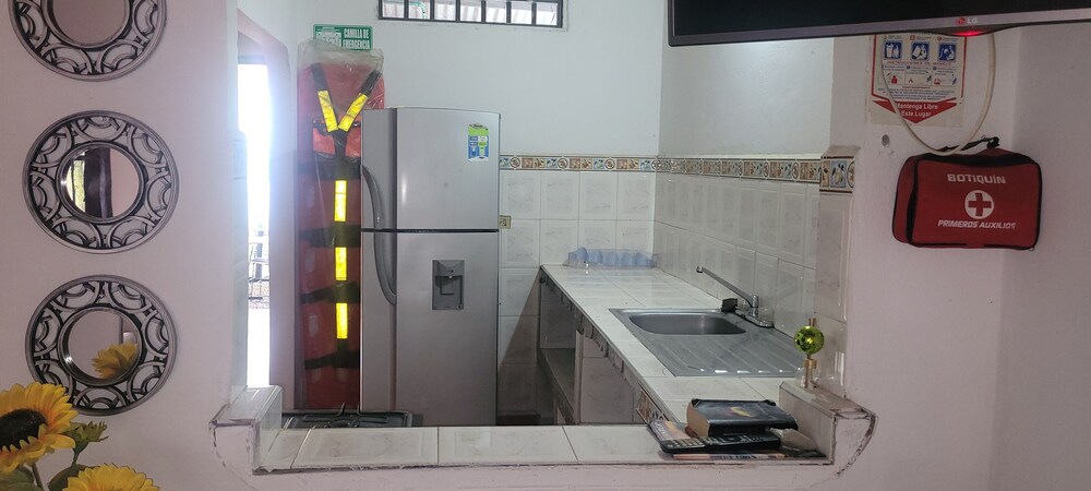 HOSTAL VILLA DEL RIO LAS BRISAS