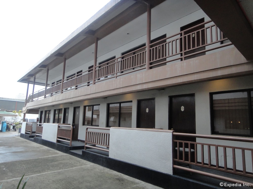 Cebu Vacations - Beverly Boutique Hotel Cebu - Property Image 2