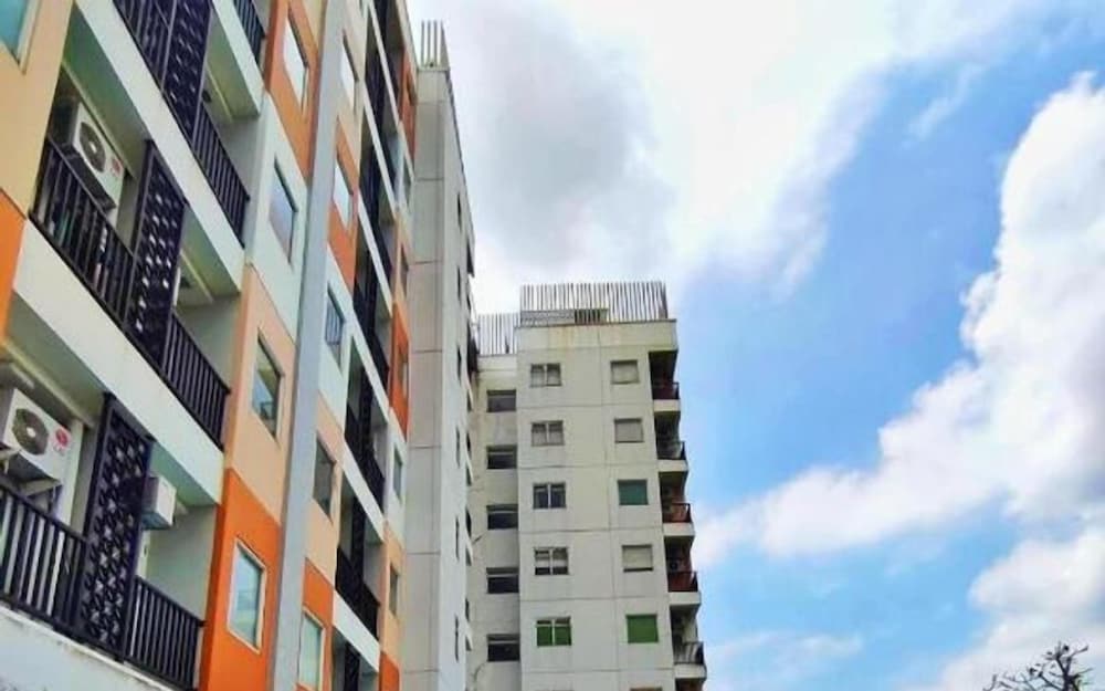 Enjoy Living Studio Student Castle Yogyakarta Apartment