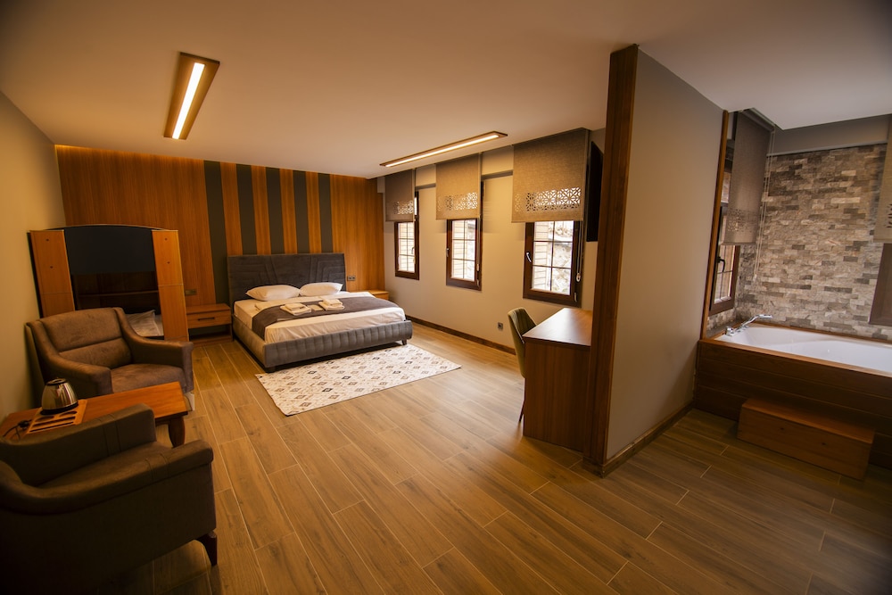 Kervansaray Deluxe Hotel