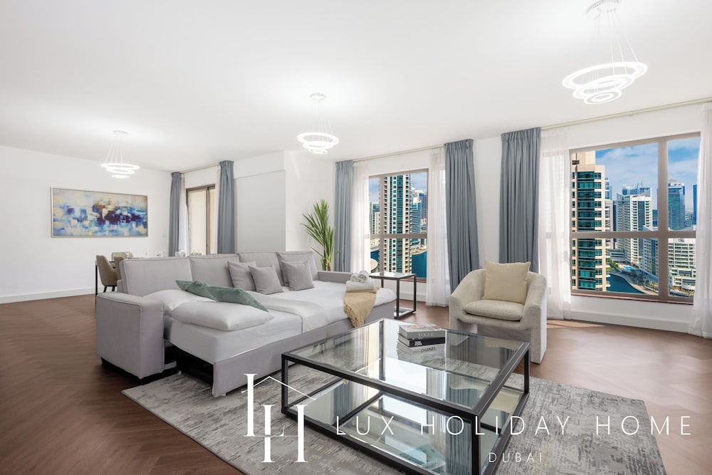 LUX The JBR Central Suite