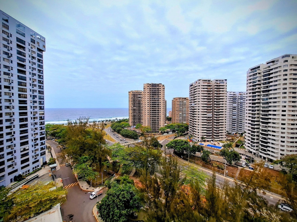Barra Max - Praia e Conforto.