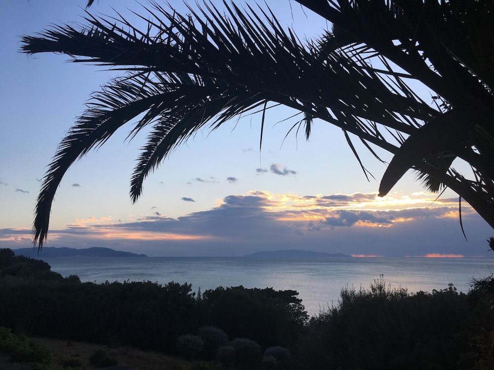 Orbetello Vacations - Villa Maremma Mare Magical Historic Villa With Pool on Tuscany Coast - Property Image 9