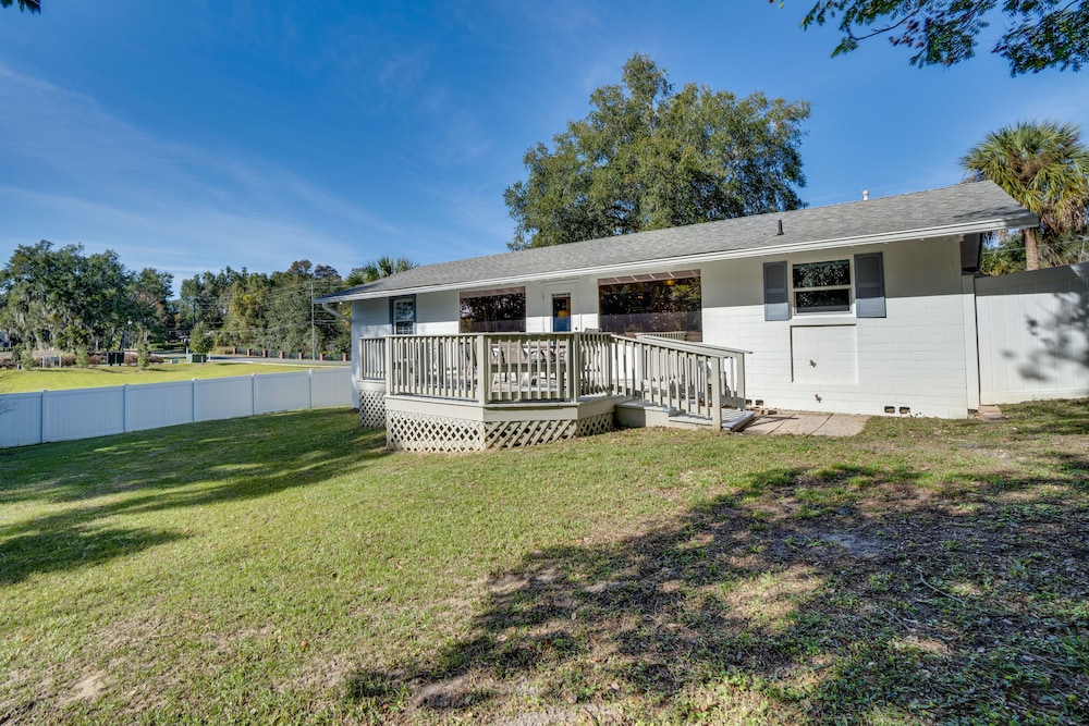 Vintage Mount Dora Cottage w/ Screened Porch!, photo 12