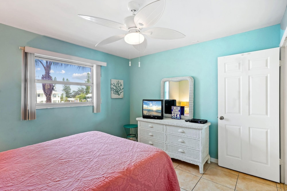 Sea Breeze 106