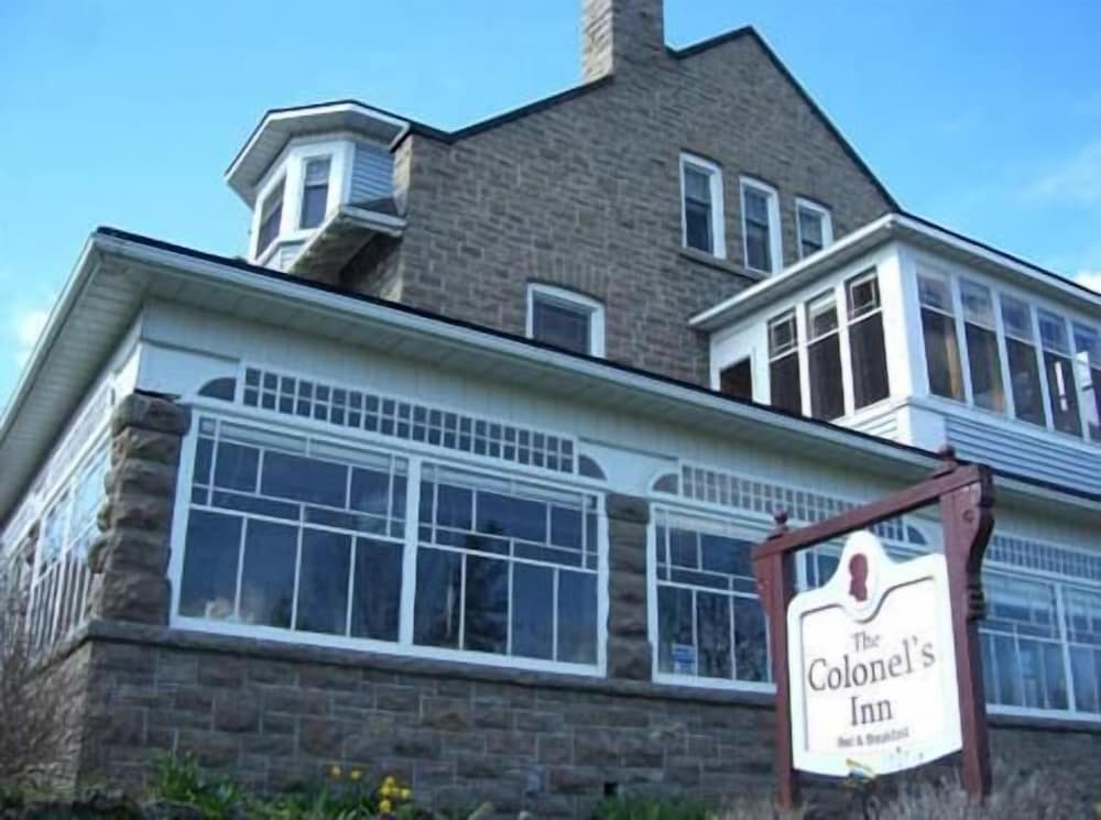The Colonel's Inn