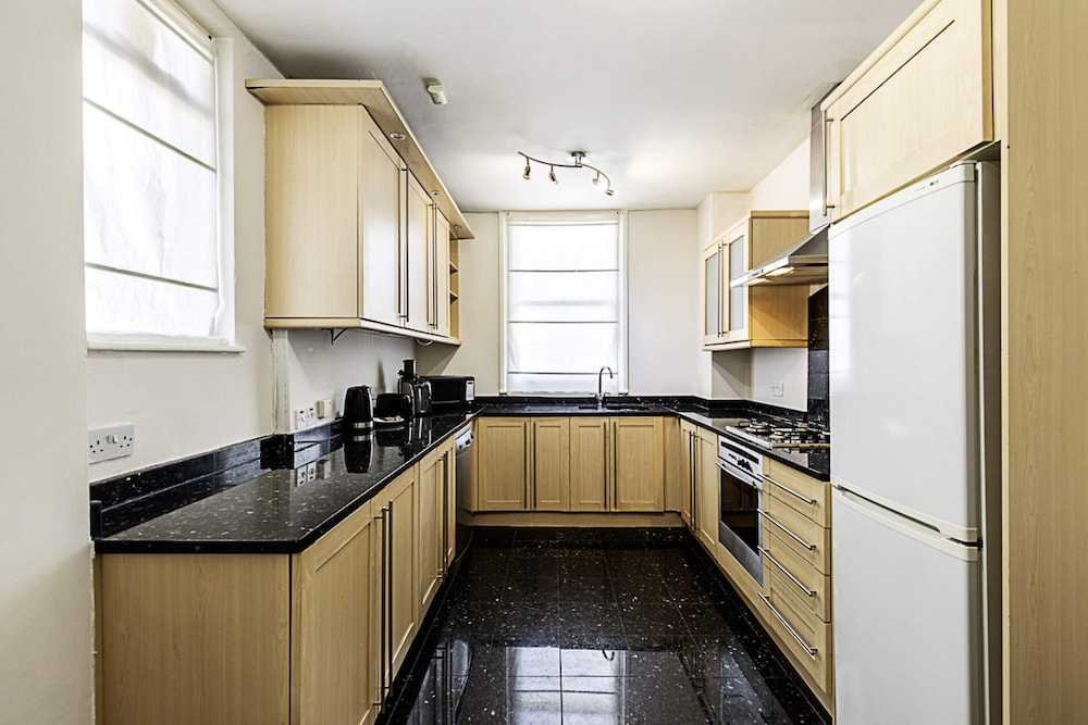 Notting Hill Charm Apartment