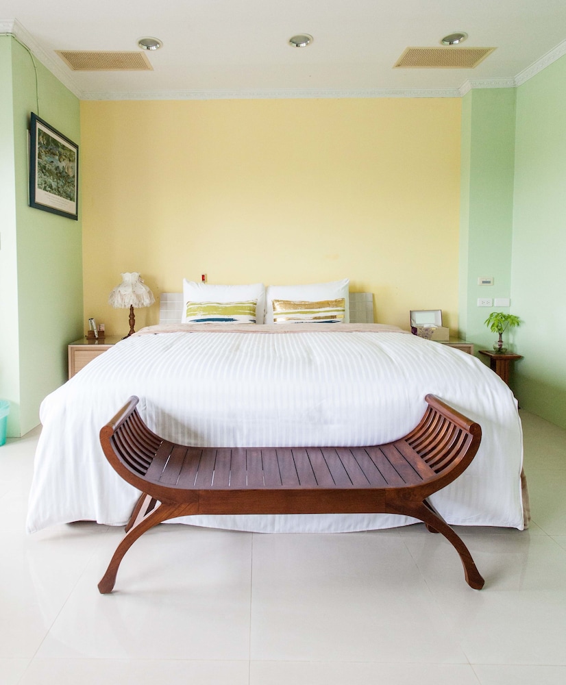 4 Seasons Garden B&B