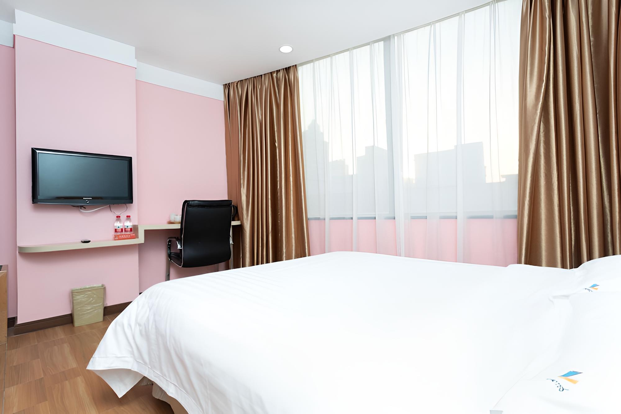 L Hotel Lianhua