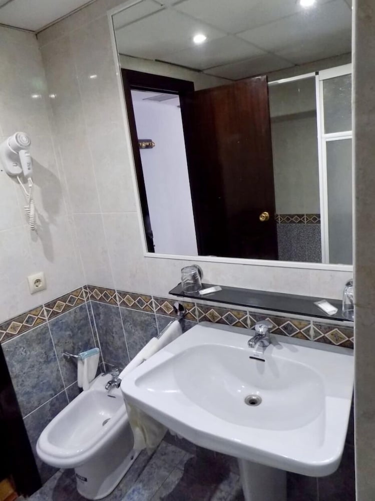 Badajoz Vacations - Hotel Lisboa - Property Image 7