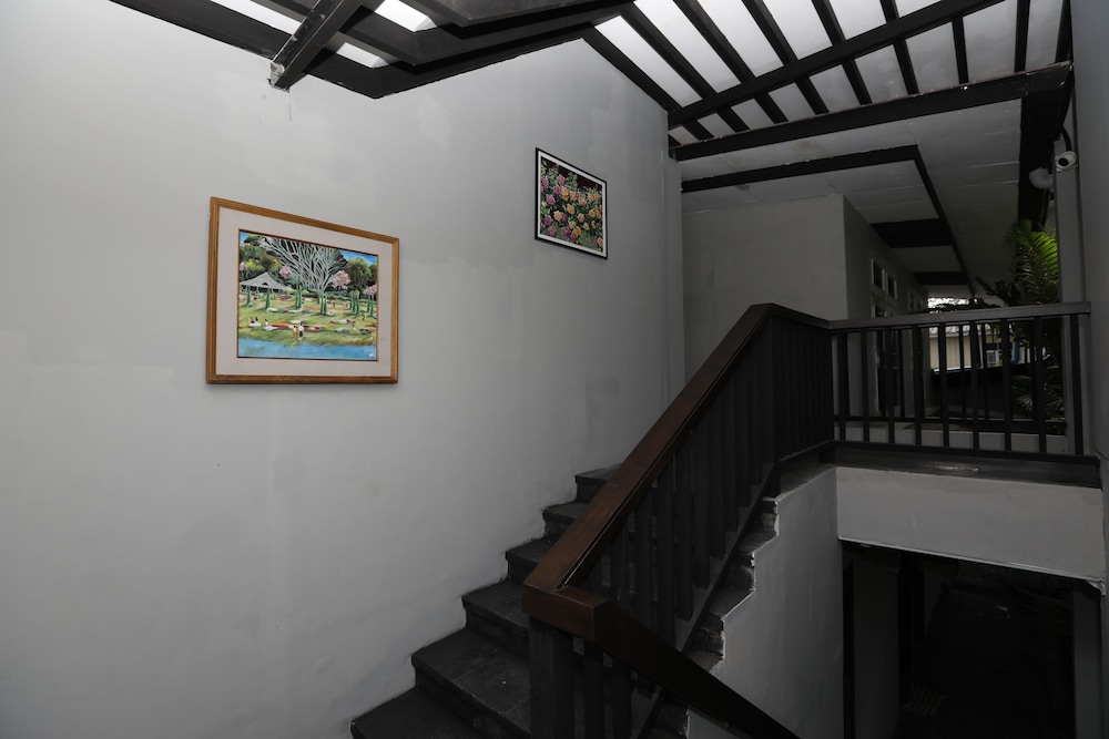 Cloud 10 Boutique Hotel