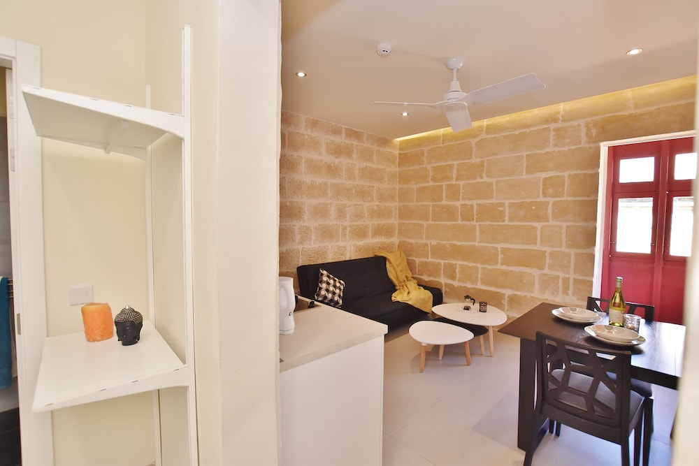Vallettastay Standard Apartments