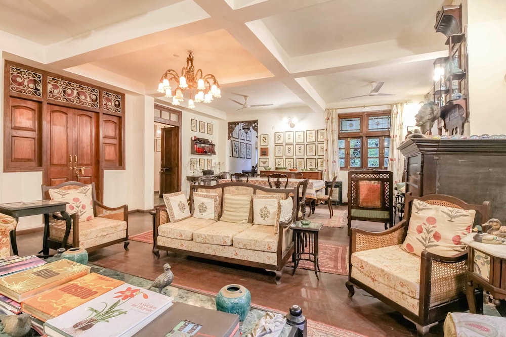 lounge