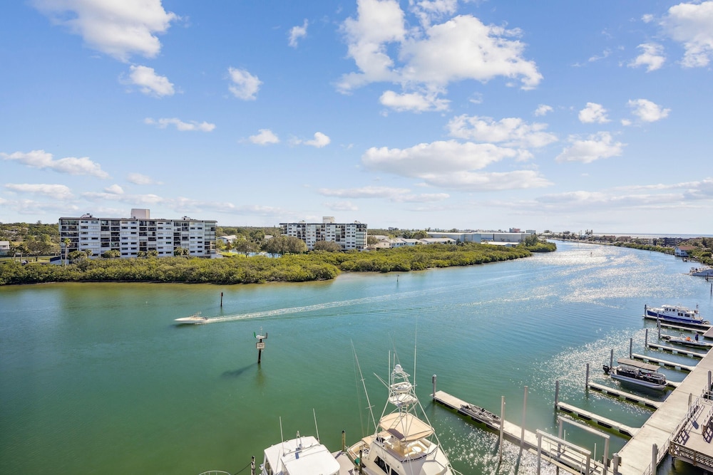 Harbourside 7718- Premier