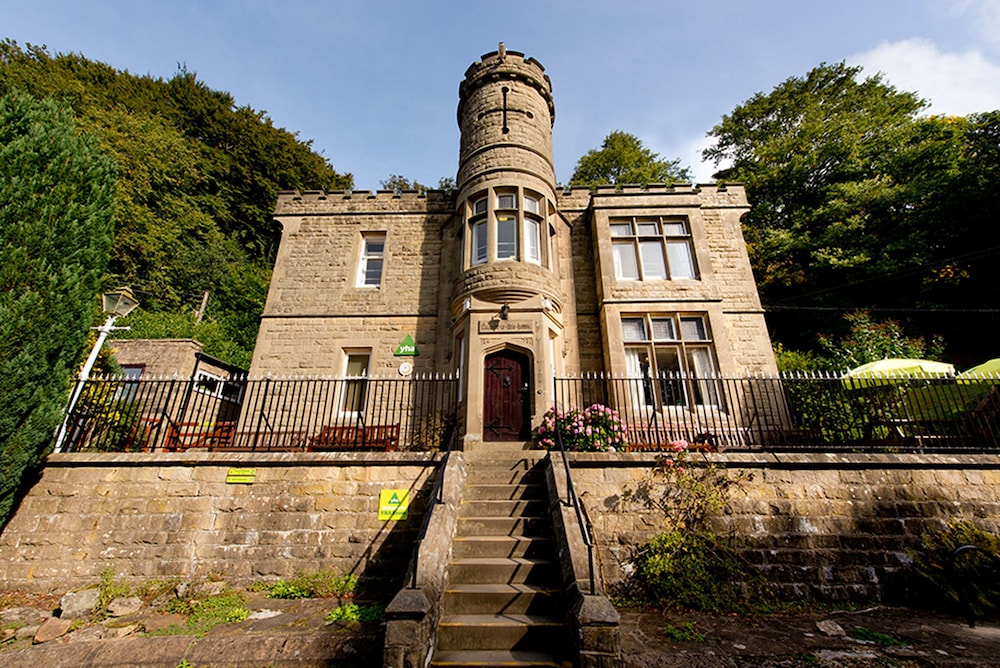 Hope Valley Vacations - YHA Eyam - Hostel - Property Image 16