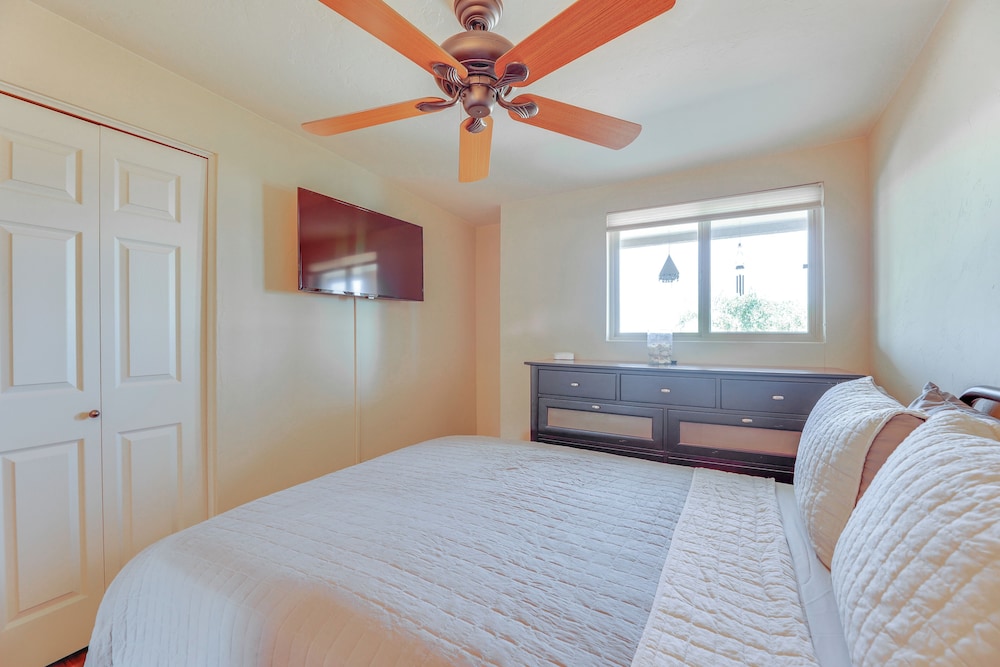 Home Near El Conquistador Golf: Hot Tub + Mtn View